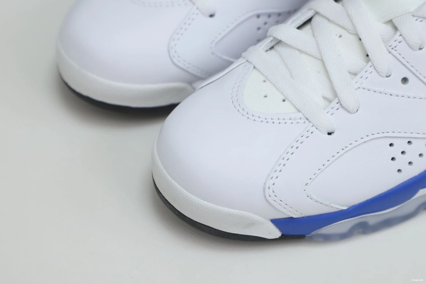 6 JORDAN RETRO SPORT AIR BLUE 0730
